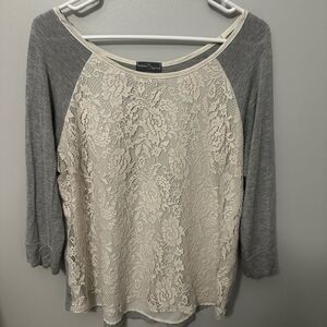 Heather Gray and Cream Lace Top Size L